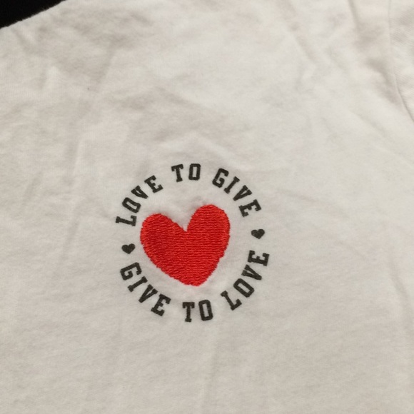 Forever 21 tee - Picture 2 of 3